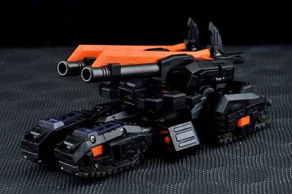 MakeToys MB01 C Paladin Chaos Images Showcase The Fallen Action Figure Image  (6 of 9)